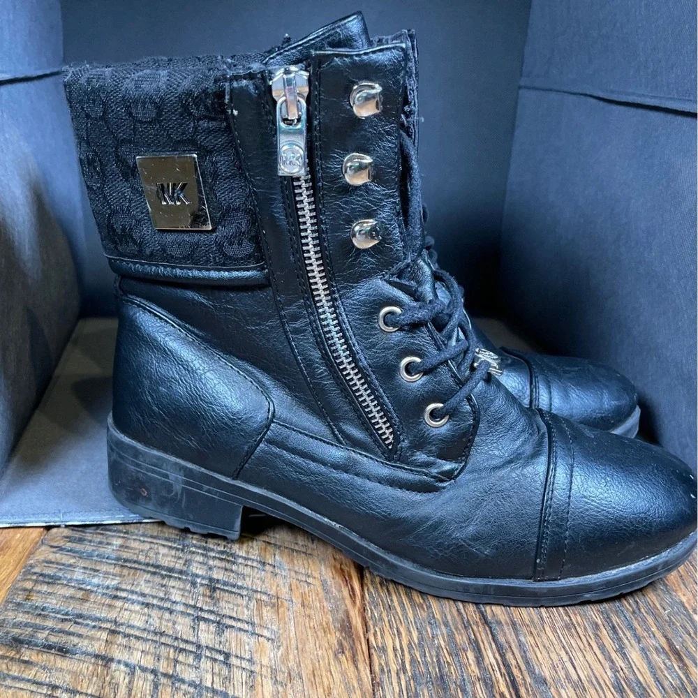 Michael Kors Jenah Black Combat Boots‎ Kids Size 4 MK Logo Monogram Side Zip Lug